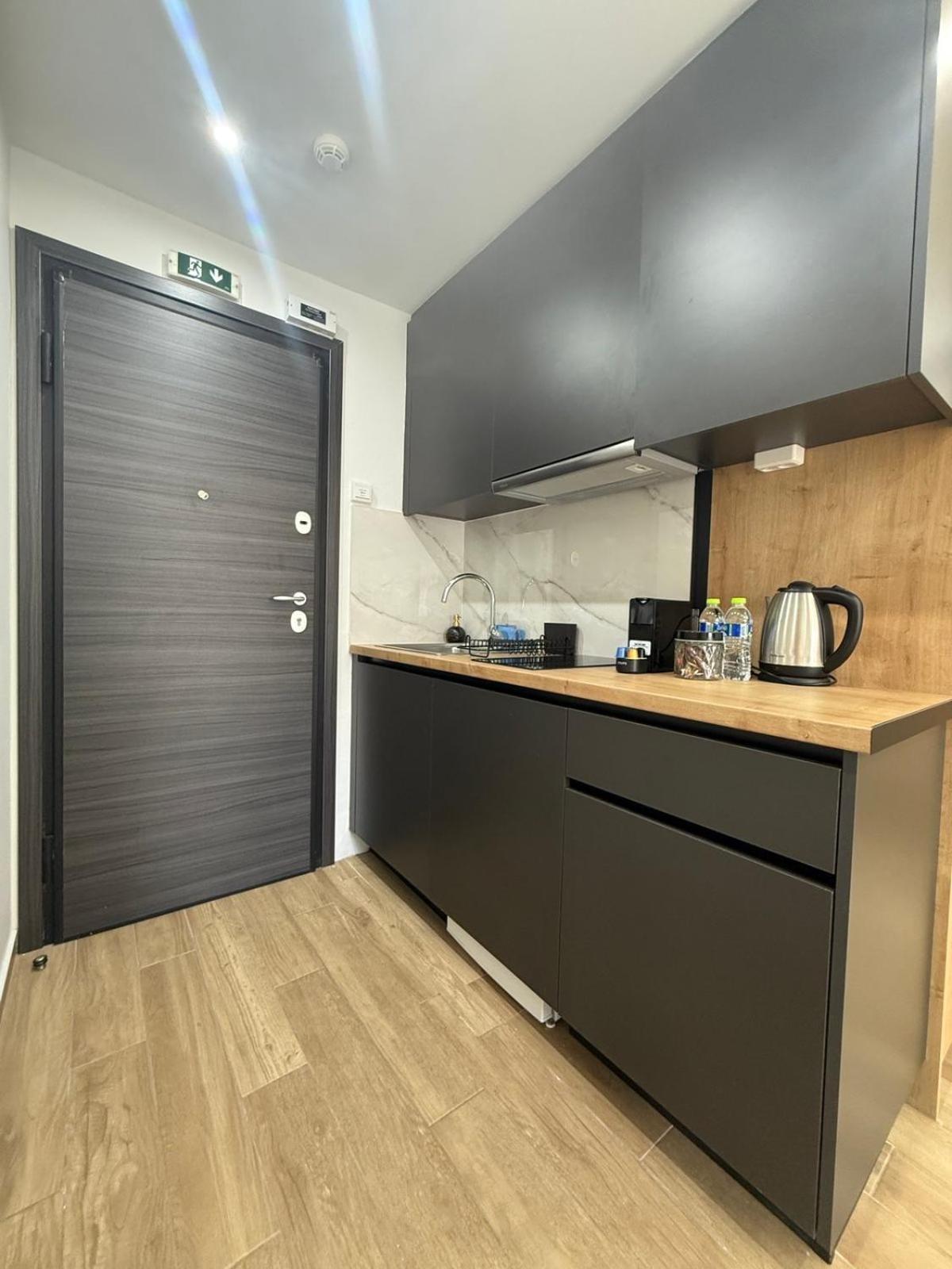 Xclusive Athens Suites Экстерьер фото